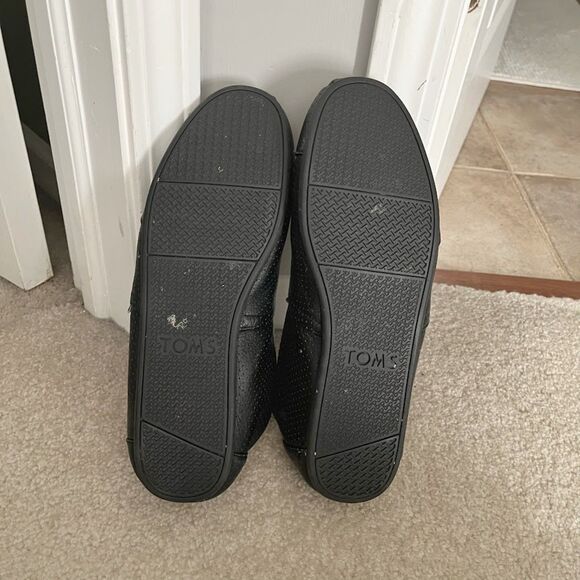 TOMS Classic Alpargata Slip On Genuine Leather Perforated Flat Driving Shoes - Picture 4 of 12